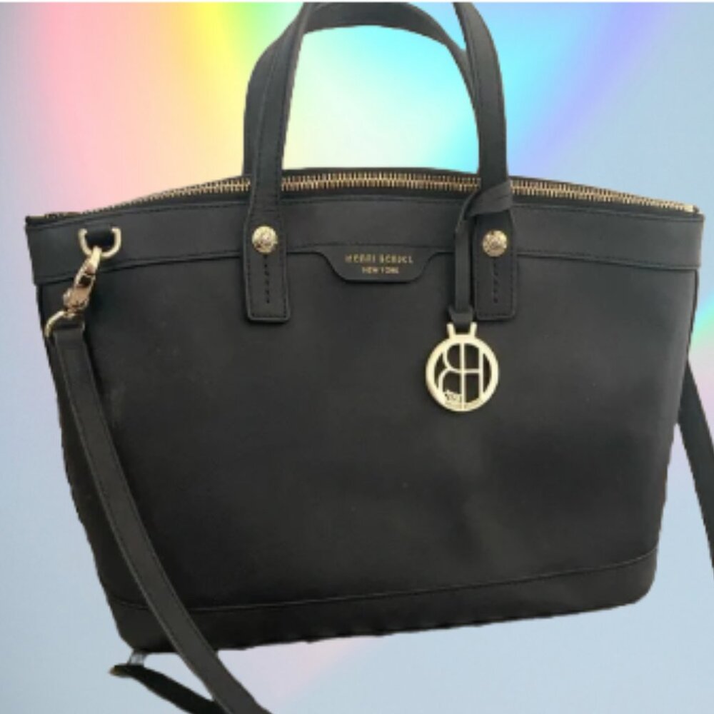 Classic Henri Bendel West 57th black saffiano leather satchel Pristine